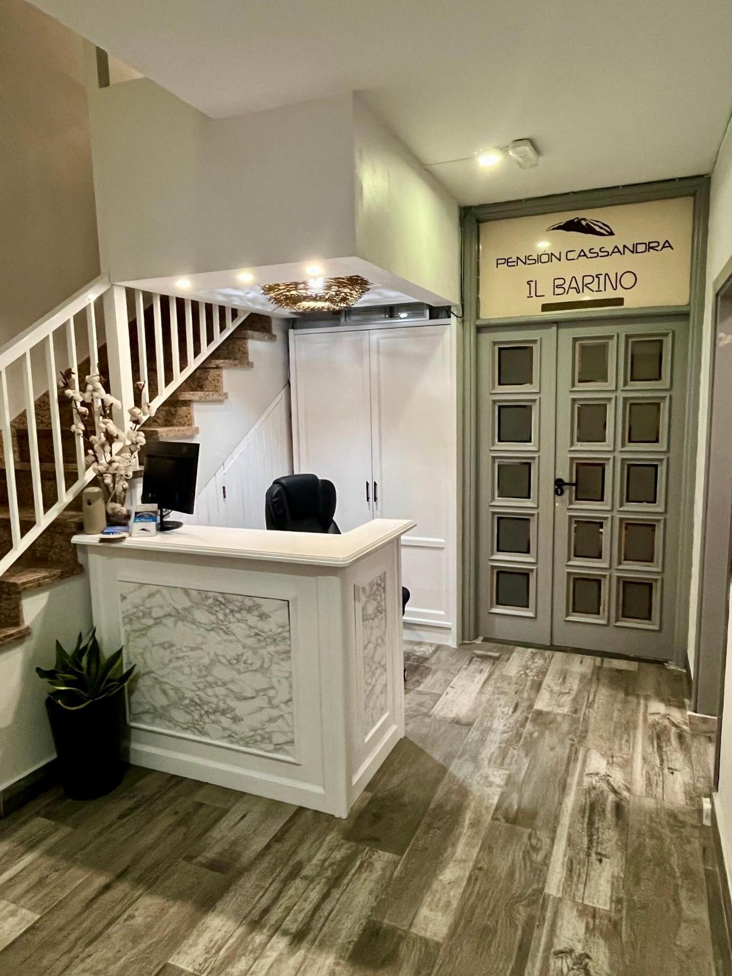 Cassandra Hotel